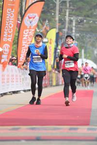 BIB: 43033, 40522
                            <button type="button" onclick="openModal(8213701)" class="btn btn-primary btn-sm float-right btn-popup" data-toggle="modal" data-target=".modal-high-quality">
                        <i class="fas fa-shopping-cart"></i> Add to Cart
                    </button>
                                            <button type="button" onclick="isThisMe(8213701, true)" class="btn btn-success btn-sm float-right btn-popup btn-isme hidden" data-toggle="tooltip" data-placement="bottom" title="นี่คือรูปของคุณใช่ไหม คลิกที่นี่เพื่อเอาเข้าอัลบั้ม">
                        <i class="fas fa-plus"></i> Add to album
                    </button>
                    <button type="button" onclick="isThisMe(8213701, false)" class="btn btn-warning btn-sm float-right btn-popup btn-isnotme hidden">
                        <i class="fas fa-ban"></i> Remove from album
                    </button>